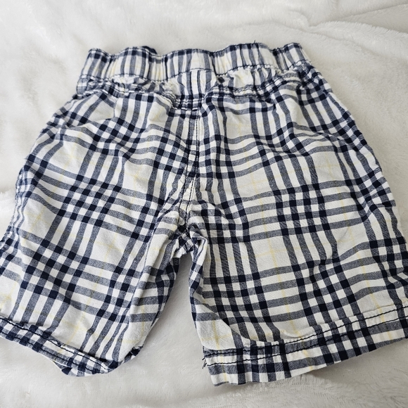 First Impressions & Carters Baby Boy Size 24M 2T Shorts‎ Plaid Striped Casual - Picture 4 of 7